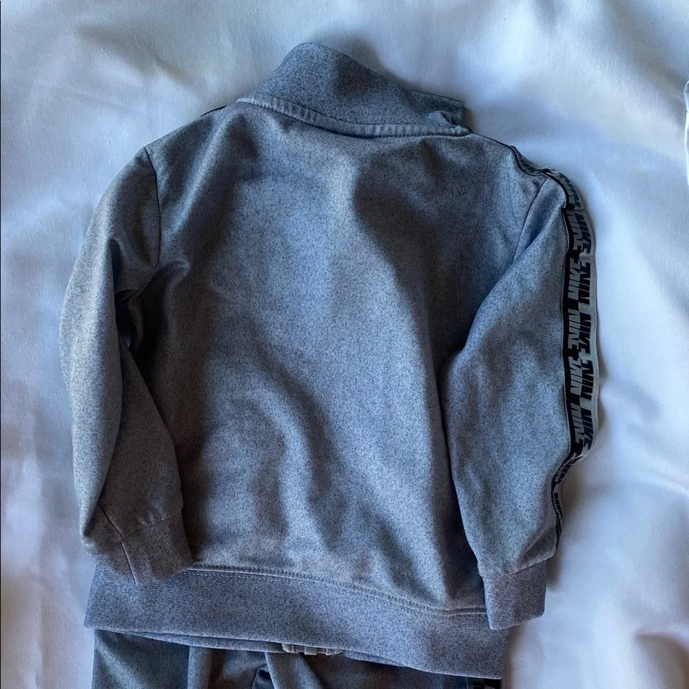 Nike Kids' Gray Tracksuit with Logo Size 18 months - Picture 4 of 8
